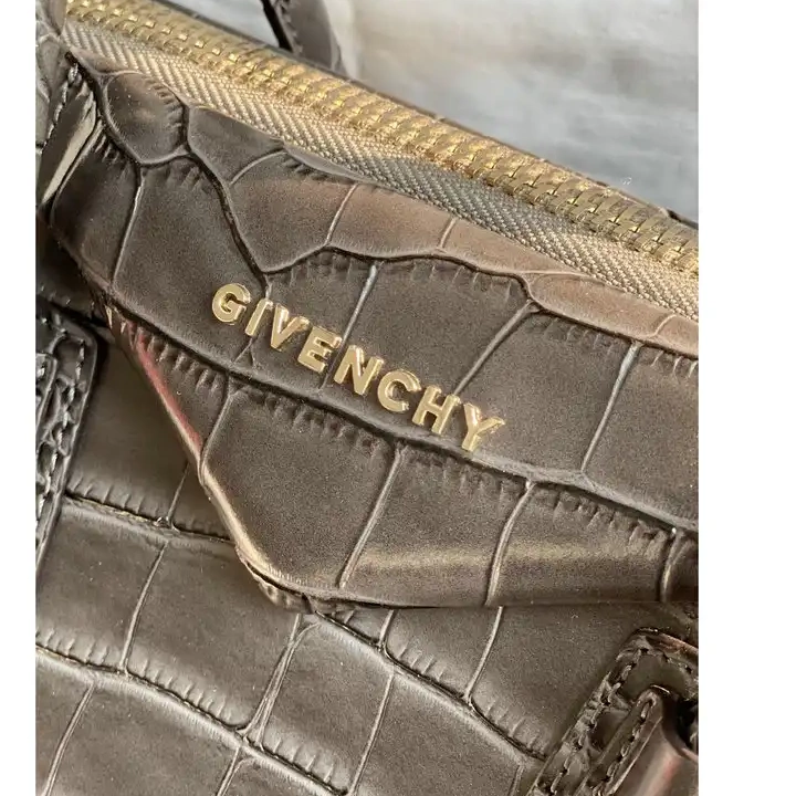 Fashionrep Bag 2203RF0013 Givenchy 0522
